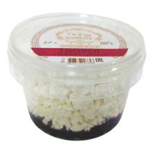 Творог рассыпчатый Хозяйство Васильевой А.В. вишня-черешня 3,2% БЗМЖ 160 г